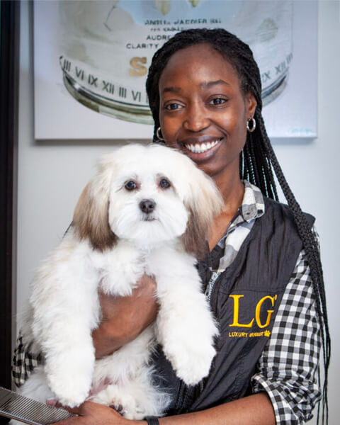 Meet Our Mobile Groomer Renisha - Luxury Groomer - Manhattan NYC