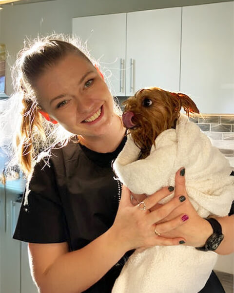 Meet Our Mobile Groomer Wanda - Luxury Groomer - Manhattan NYC